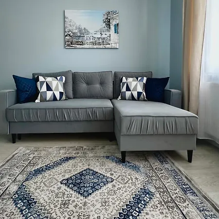 O4 Apartment *